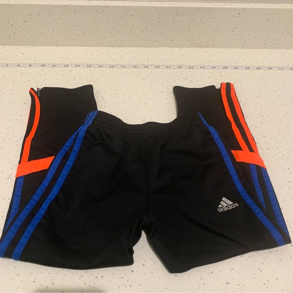 Adidas Climalite Boys Size 6 Classic Stripe Pocket Track Pant with Ankle Zips